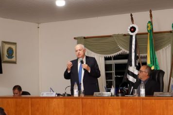 Foto - Sessão Solene - Entrega de Titulo de Cidadão Pedra-belense ao Exmo Dep. Estadual Barros Munhoz