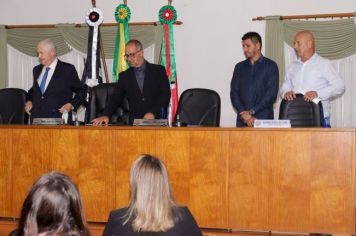 Foto - Sessão Solene - Entrega de Titulo de Cidadão Pedra-belense ao Exmo Dep. Estadual Barros Munhoz