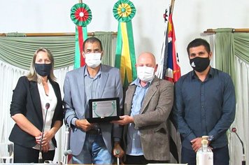 Foto - 1º Sessão Solene de 2020 - Entrega dos Titulos de Cidadão Honorário