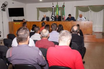 Foto - Sessão Solene - Entrega de Titulo de Cidadão Pedra-belense ao Exmo Dep. Estadual Barros Munhoz